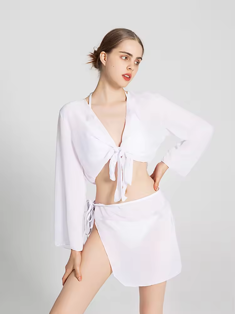 Les maillots de bain pour les femmes avec une couverture de bikini licou sexy fixent des maillots de bain trois pièces